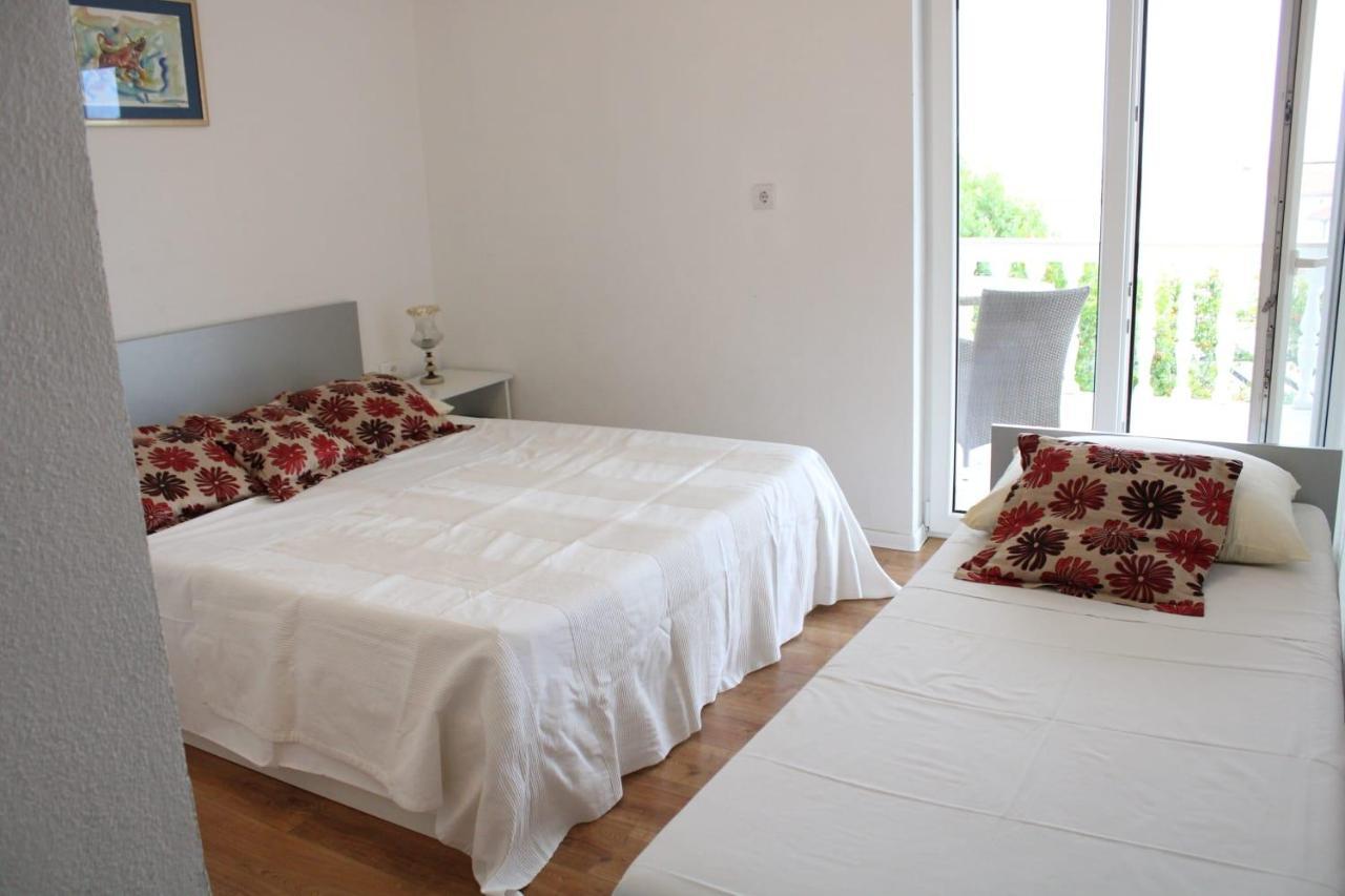 Superior Apt, 4 Rooms, 4 Bathrooms โพรไมนา ภายนอก รูปภาพ
