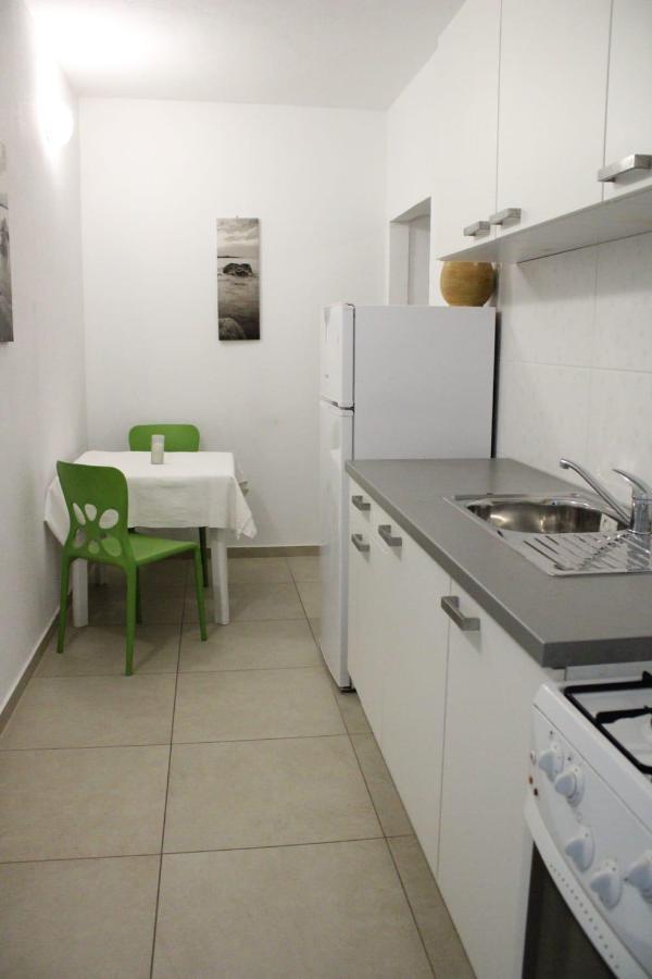 Superior Apt, 4 Rooms, 4 Bathrooms โพรไมนา ภายนอก รูปภาพ
