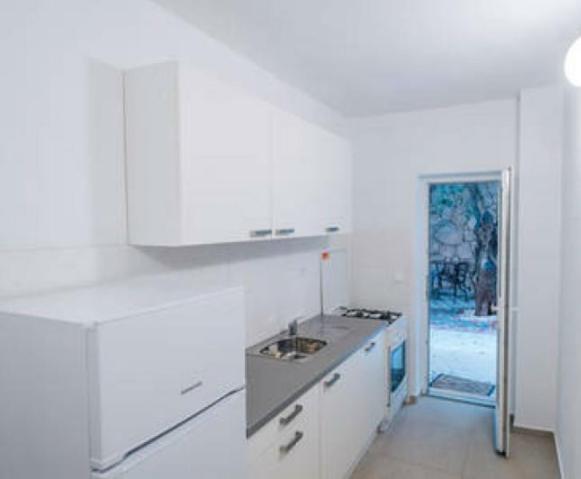 Superior Apt, 4 Rooms, 4 Bathrooms โพรไมนา ภายนอก รูปภาพ