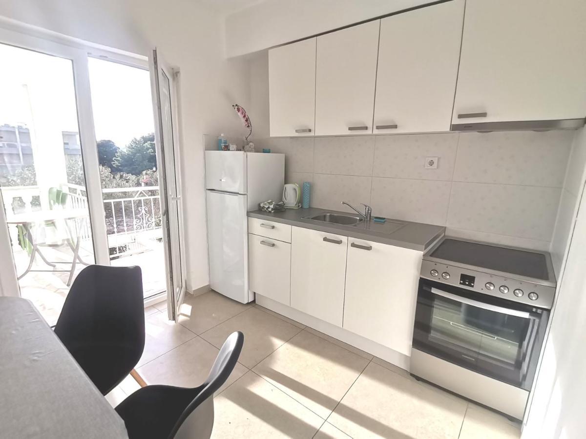 Superior Apt, 4 Rooms, 4 Bathrooms โพรไมนา ภายนอก รูปภาพ